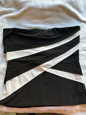 White House Black Market Black and White Diagonal Strapless Shirt